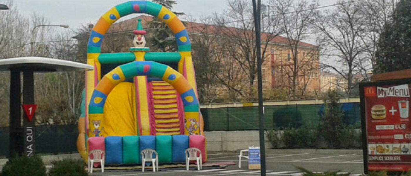 Sabato 13 e Domenica 14 Dicembre 2014 in Via Emilia Est a Modena, per apertura nuovo Mc Donald’s Mc Drive